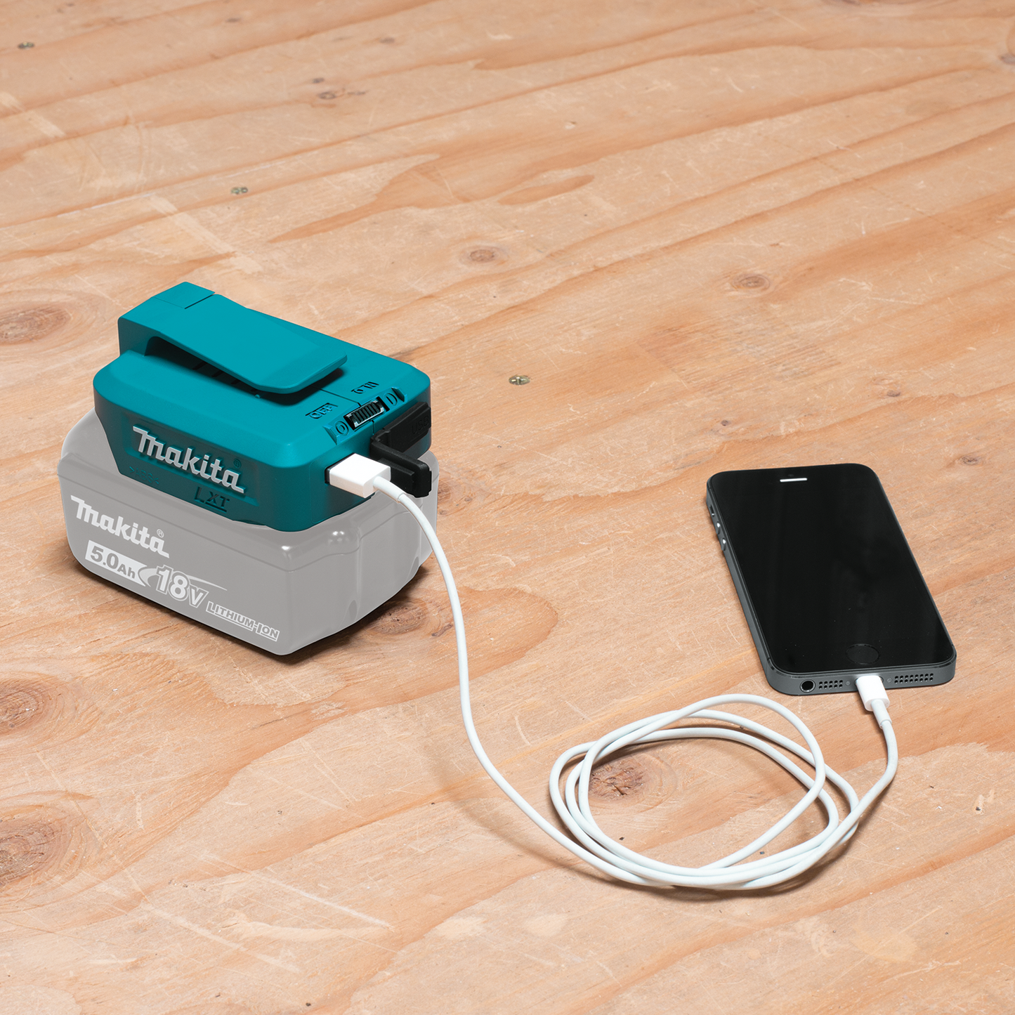 Makita 18 V Máx LXT ADP05 Fuente de alimentación inalámbrica (solo herramienta)
