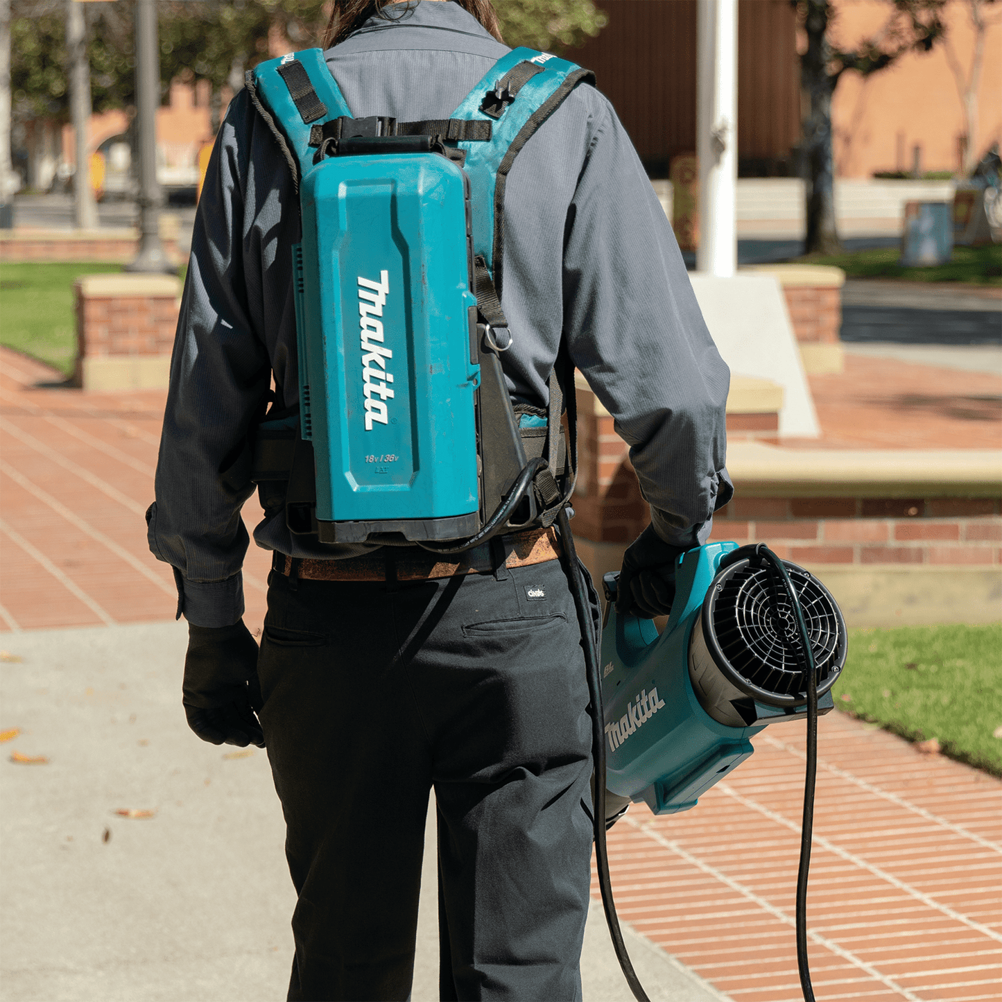 Makita - Makita CBU01Z ConnectX™ 40V max Brushless Blower, Tool Only - B&R Lawnmower Shop