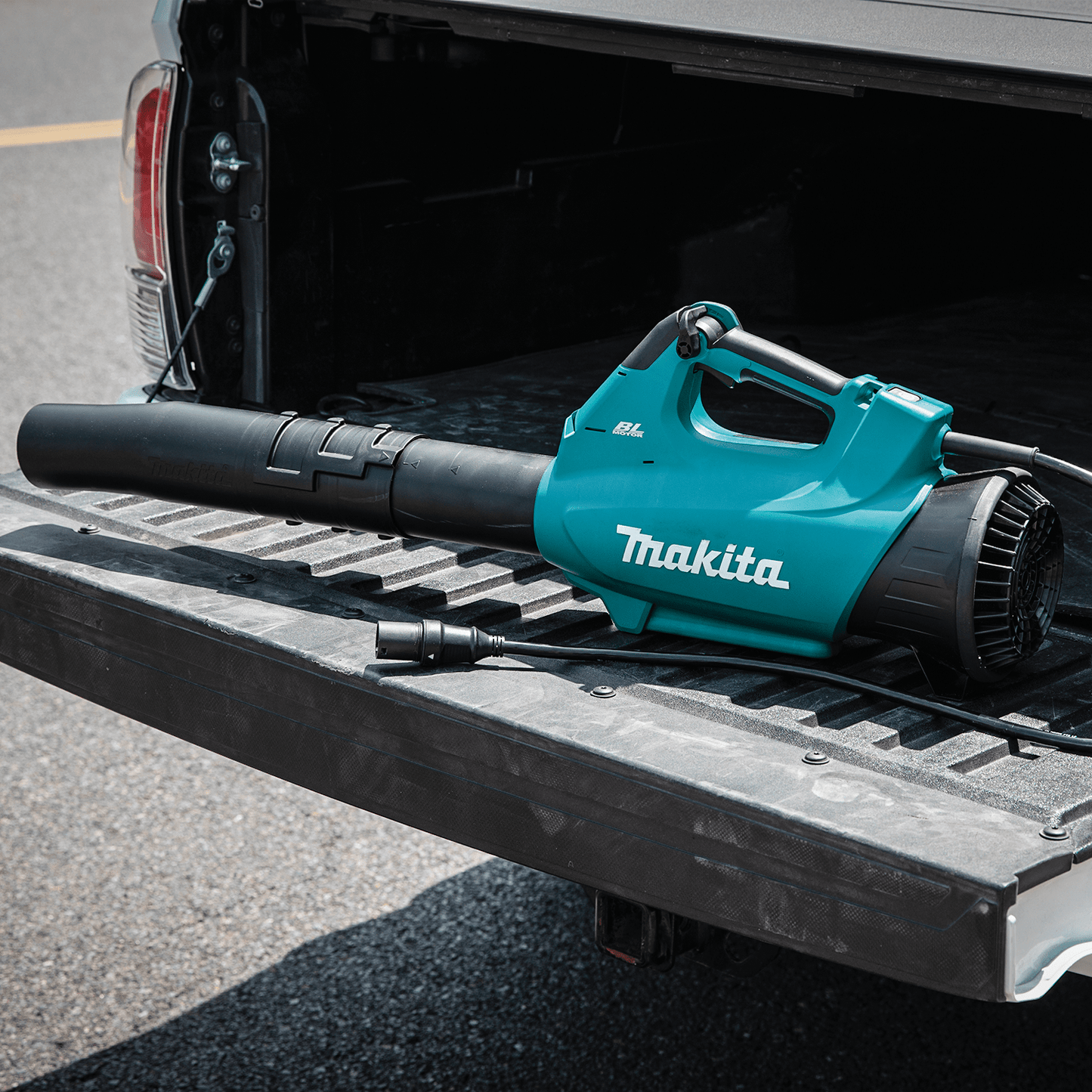 Makita - Makita CBU01Z ConnectX™ 40V max Brushless Blower, Tool Only - B&R Lawnmower Shop