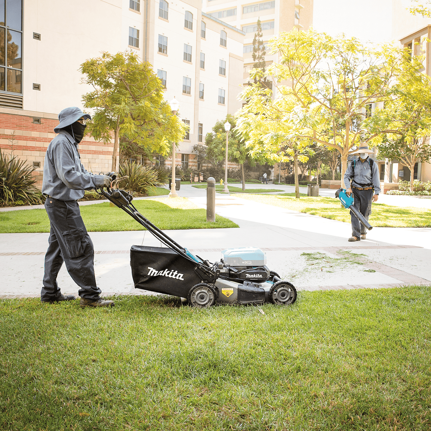Makita - Makita CML01Z 40V max ConnectX™ Brushless 21" Self‑Propelled Commercial Lawn Mower, Tool Only - B&R Lawnmower Shop