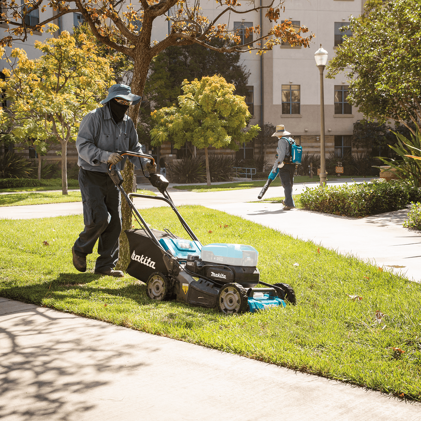 Makita - Makita CML01Z 40V max ConnectX™ Brushless 21" Self‑Propelled Commercial Lawn Mower, Tool Only - B&R Lawnmower Shop