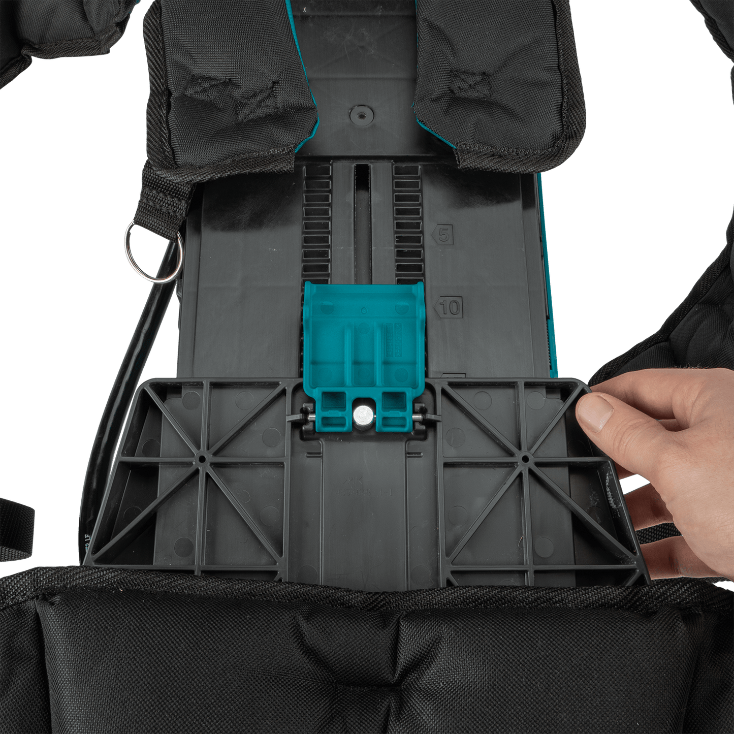 Makita - Makita PDC01 ConnectX™, LXT®, LXT® X2 and XGT® Portable Backpack Power Supply - B&R Lawnmower Shop